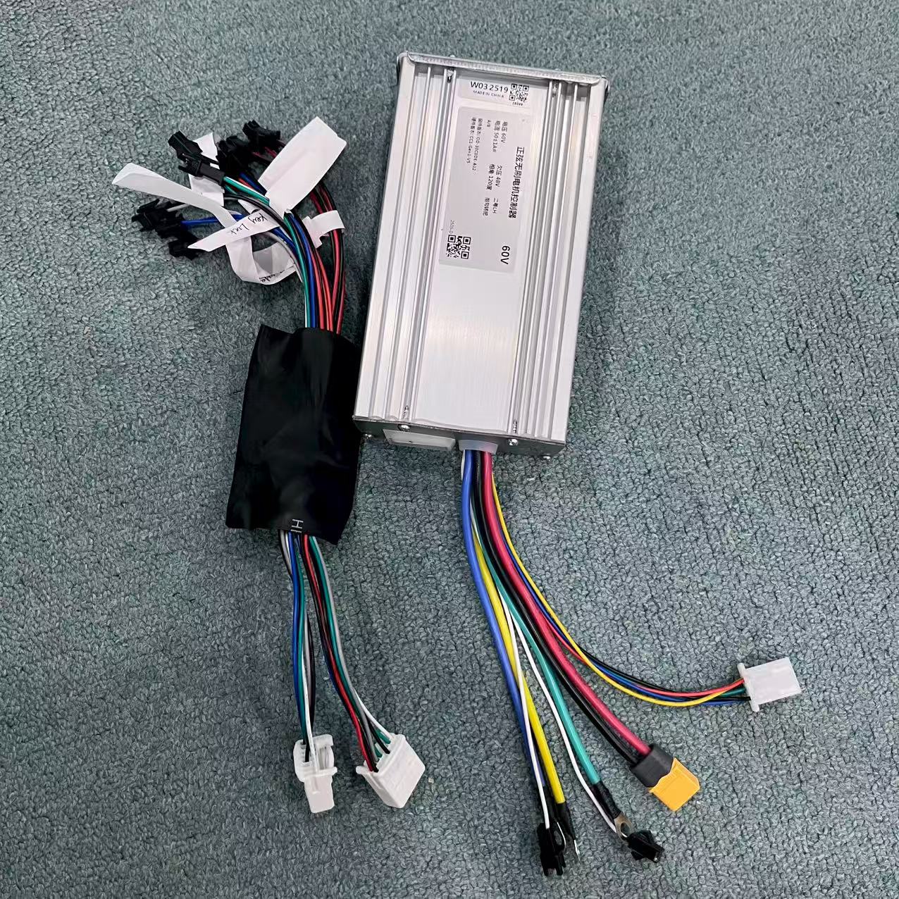 نوعية جيدة 60 فولت 5600 واط 60 - مراجعة 60V 5600W Dual Motor Electric Scooter وسعره