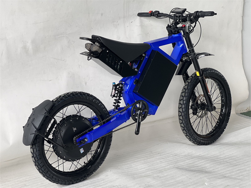 عالية الطاقة CS20 72 فولت على  - مراجعة 8000W Stealth Bomber Ebike وسعره